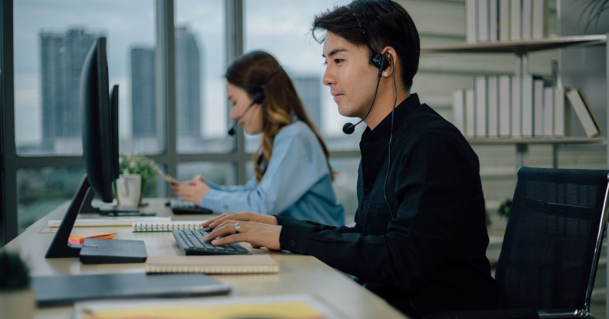 Trung tâm hỗ trợ khách hàng HI88.COM luôn sẵn sàng giúp đỡ bạn